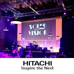 Hitachi гордится своим участием в мультимедийном благотворительном вечере онкологического общества